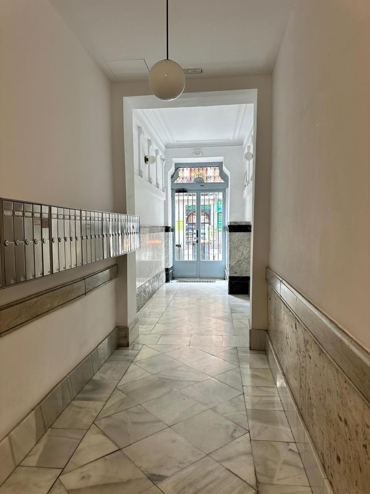 Moderno Apartamento En Pleno Centro Madrid Exterior photo